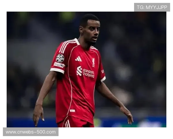 利物浦前锋伊萨克疑似腿部骨折，恐休战数月